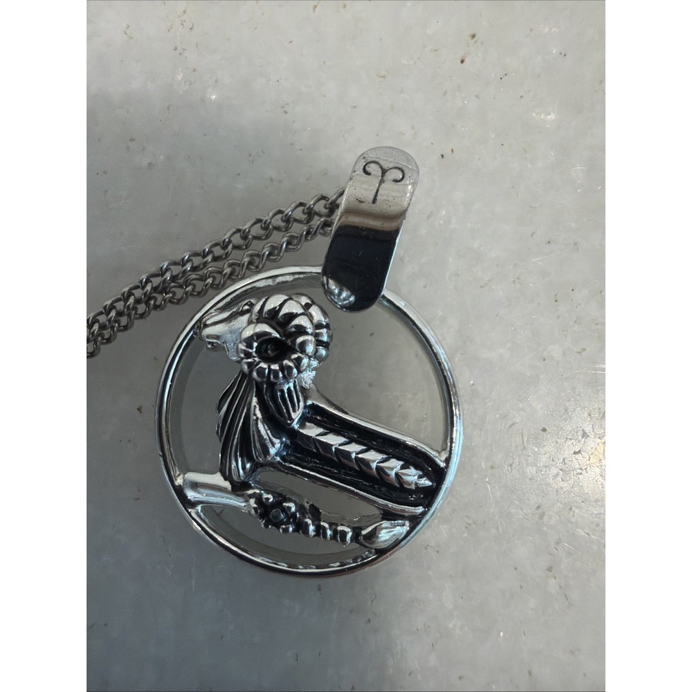 vintage sarah coventry Aries Ram Silver Tone Pendant